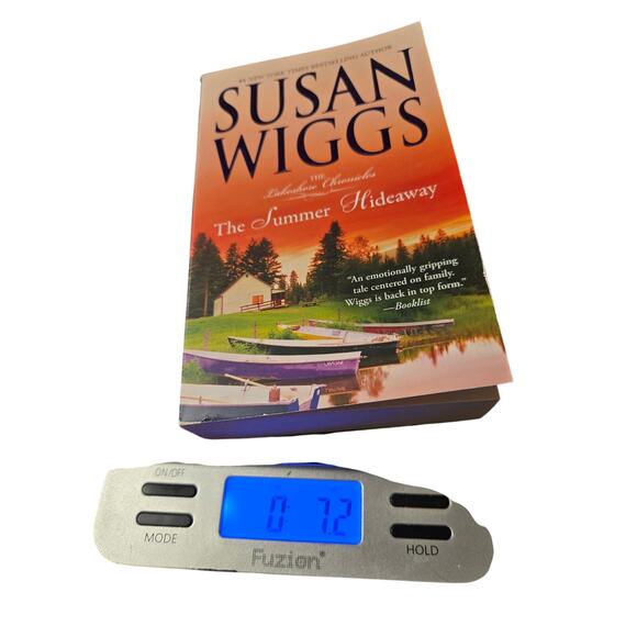 Susan Wiggs THE SUMMER HIDEAWAY Women's Fiction MIRA Harlequin 9780778317005 - Picture 7 of 7